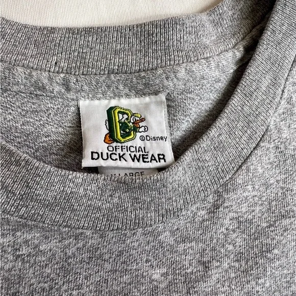 Disney + Oregon Ducks Vintage T-Shirt - XL - Picture 8 of 9